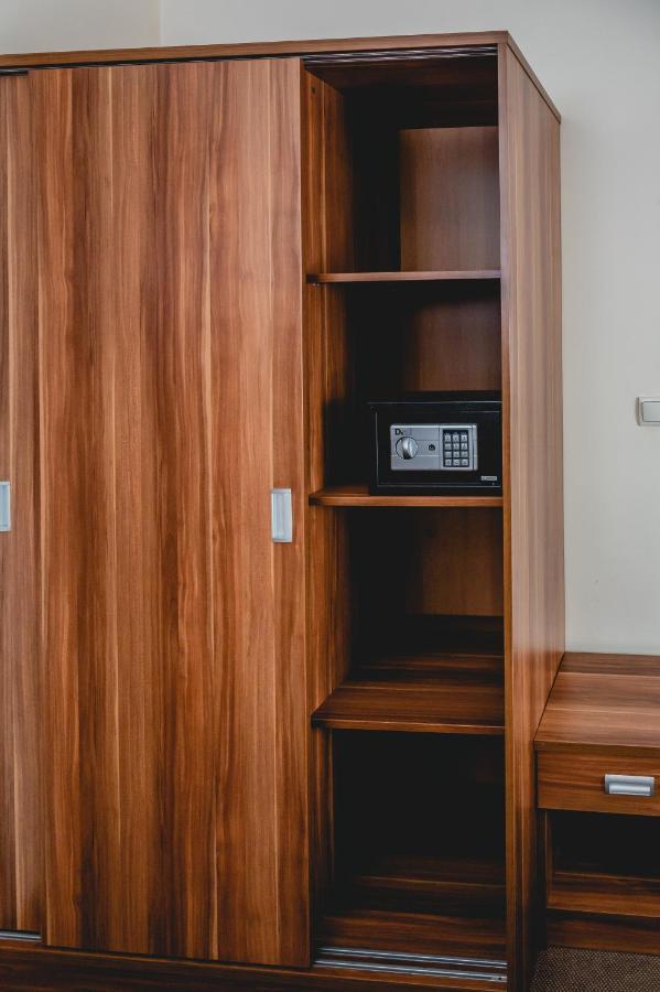 Hotel Nad Morzem- Art-Pension Swierzno Bagian luar foto
